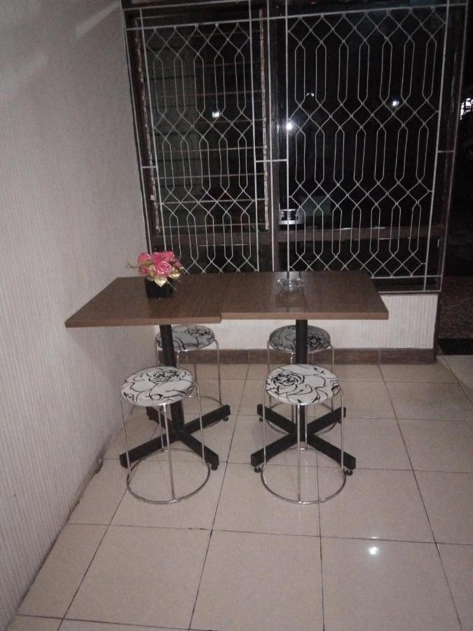 Wisma Arjuna Палангкарая Екстериор снимка